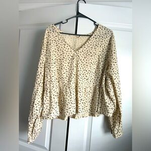Cropped Long Sleeve Blouse
